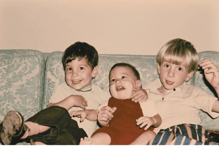 IWQ children on couch