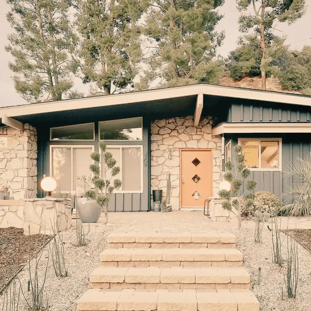 IWQ Vintage 1950 home