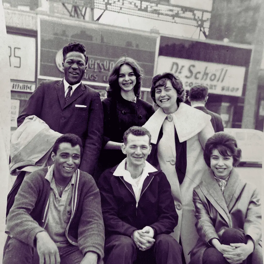 IWQ group of friends