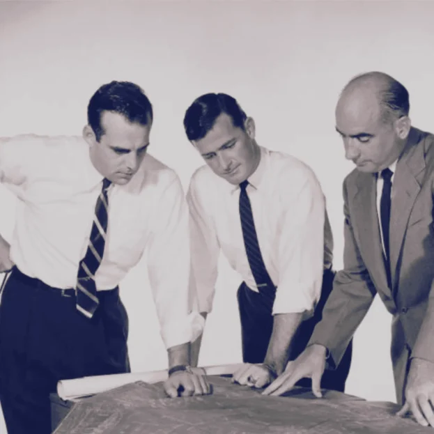 IWQ men deciding